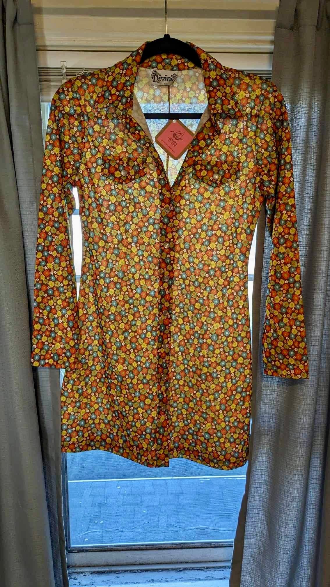 Vintage Floral Snap Button Mod Dress