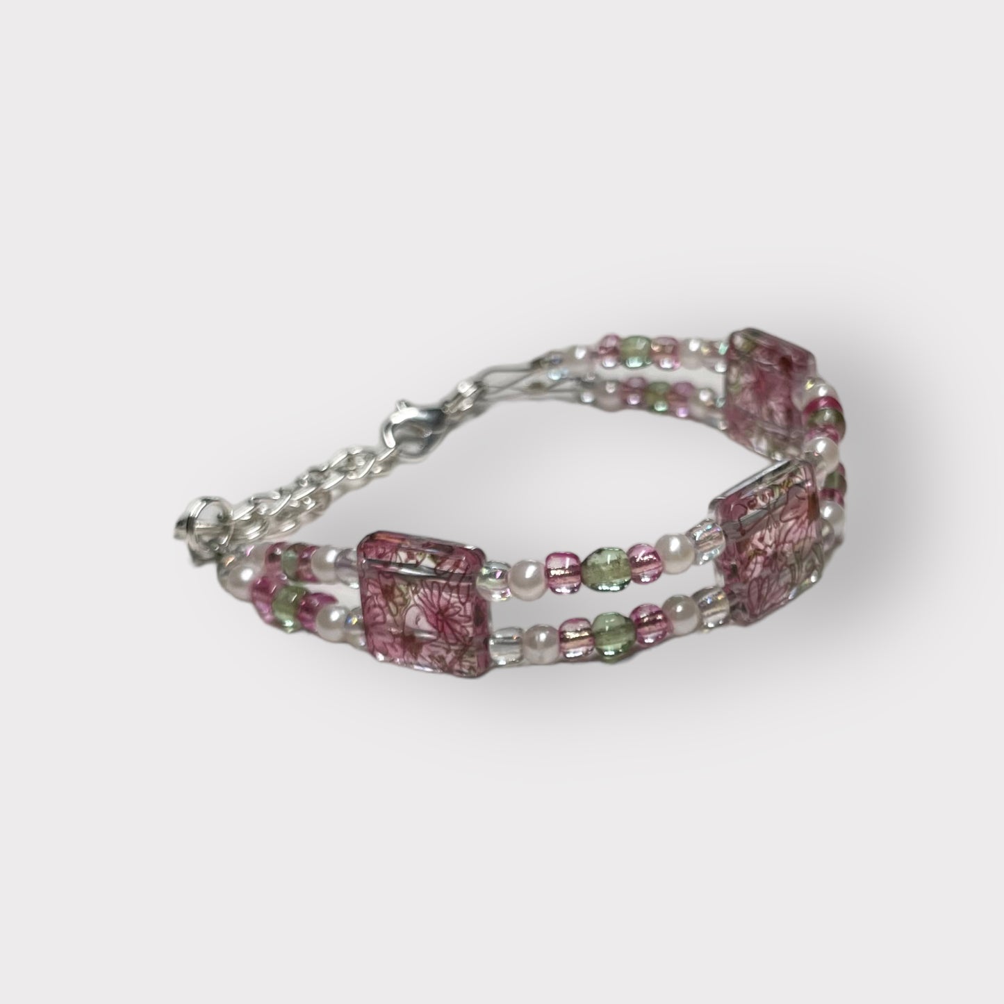 Small Pink & Green Floral Beaded Bracelet