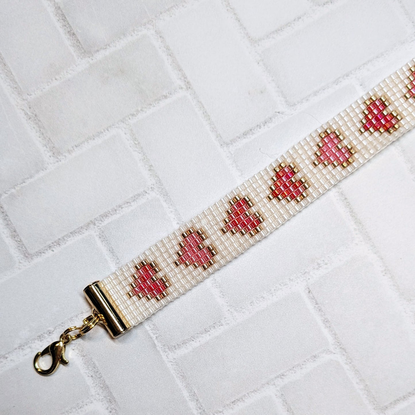 White Shimmer Heart Beaded Bracelet Handmade