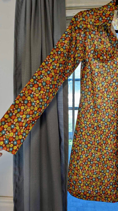 Vintage Floral Snap Button Mod Dress