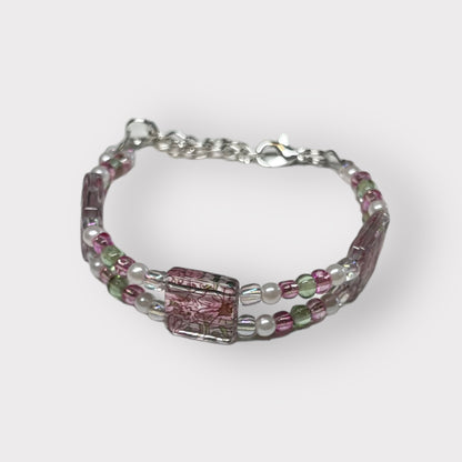 Small Pink & Green Floral Beaded Bracelet