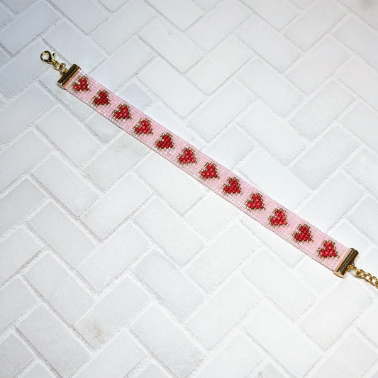 Pink Shimmer Heart Beaded Bracelet