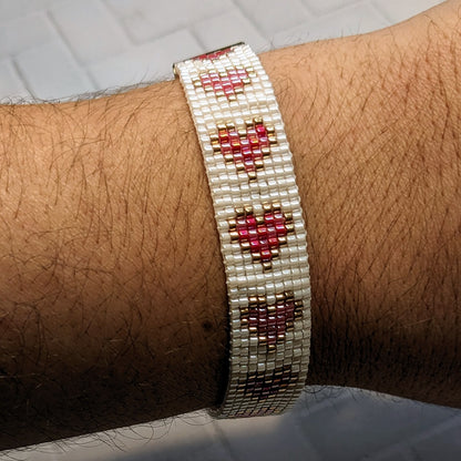 White Shimmer Heart Beaded Bracelet Handmade