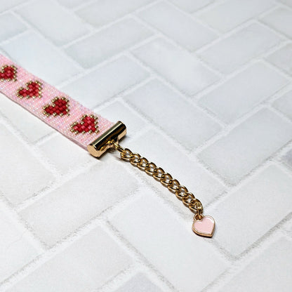 Pink Shimmer Heart Beaded Bracelet