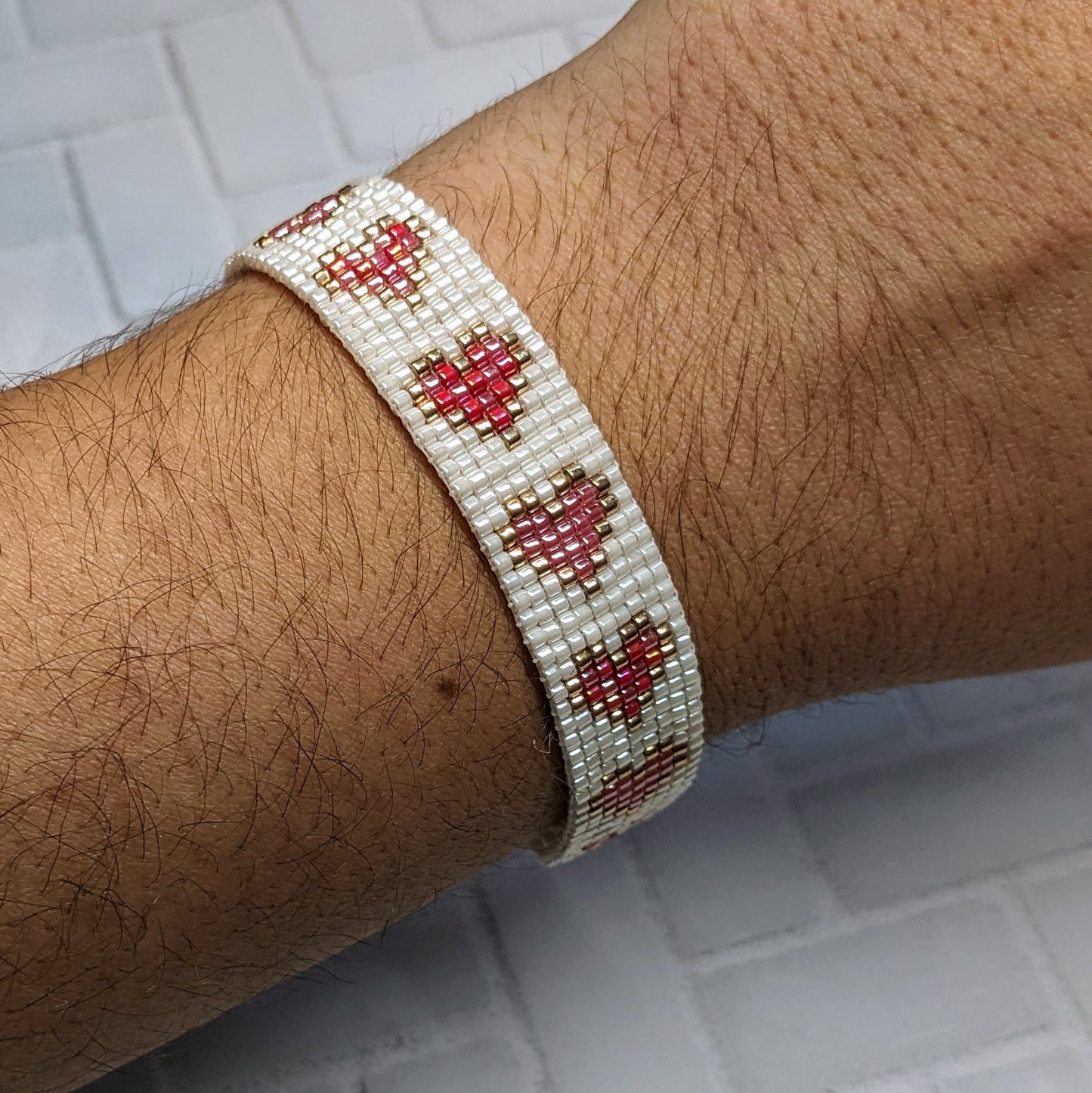 White Shimmer Heart Beaded Bracelet Handmade
