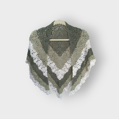 Boho Chic Pineapple Stitch Shawl