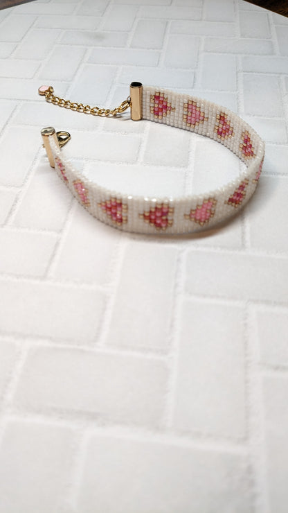 White Shimmer Heart Beaded Bracelet Handmade