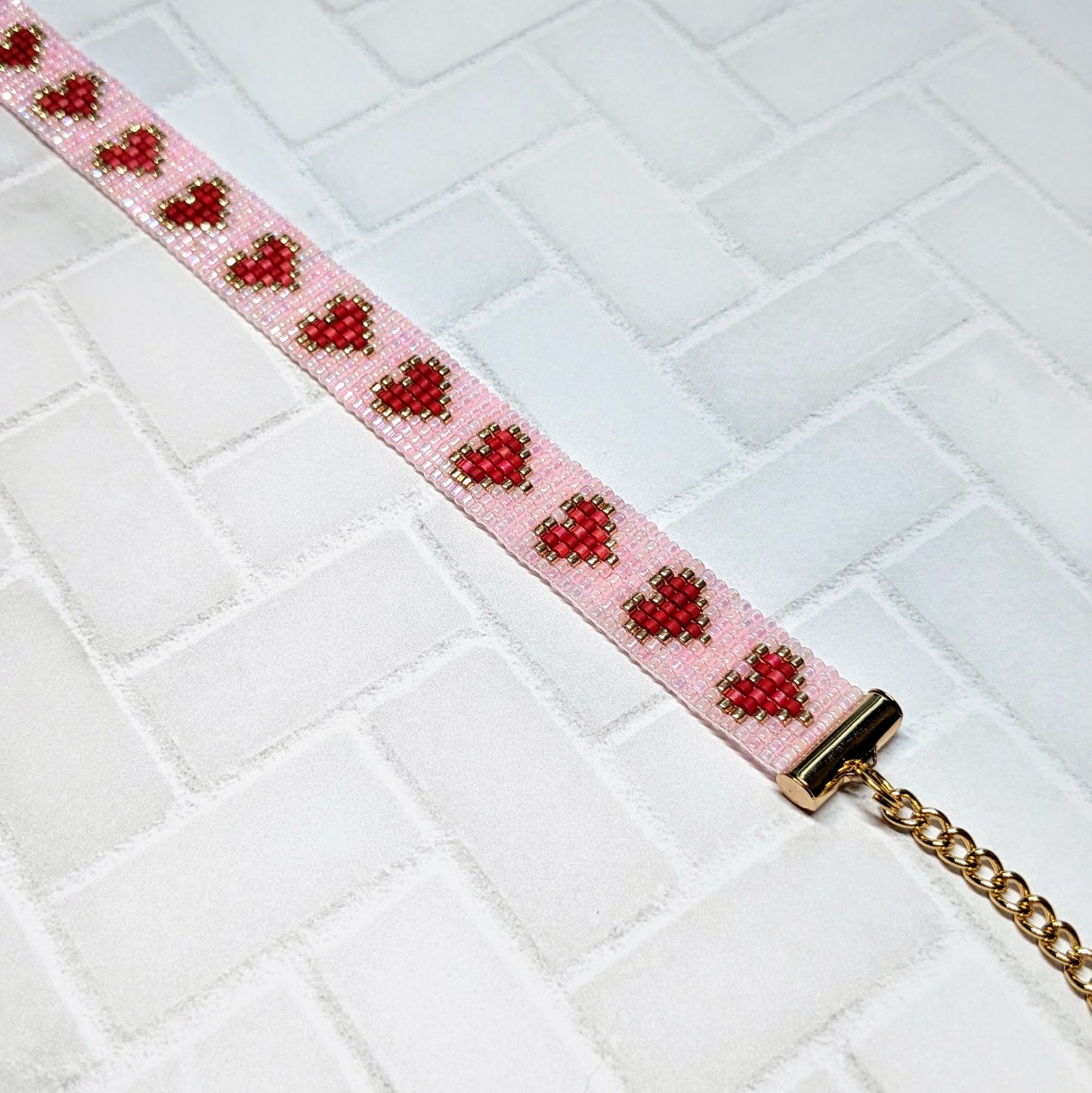 Pink Shimmer Heart Beaded Bracelet
